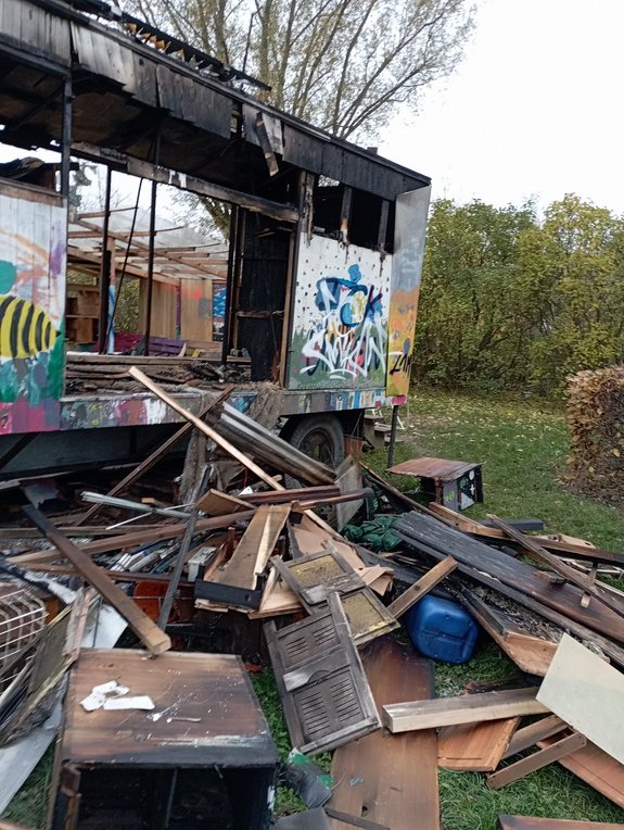 31-10-2024-BrandBienenwagen-3